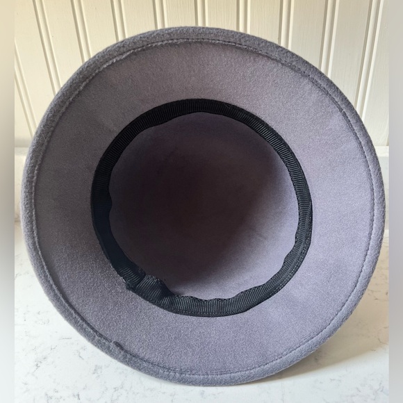 Flapper Bucket Cloche Kentucky Derby Hat - Picture 3 of 3